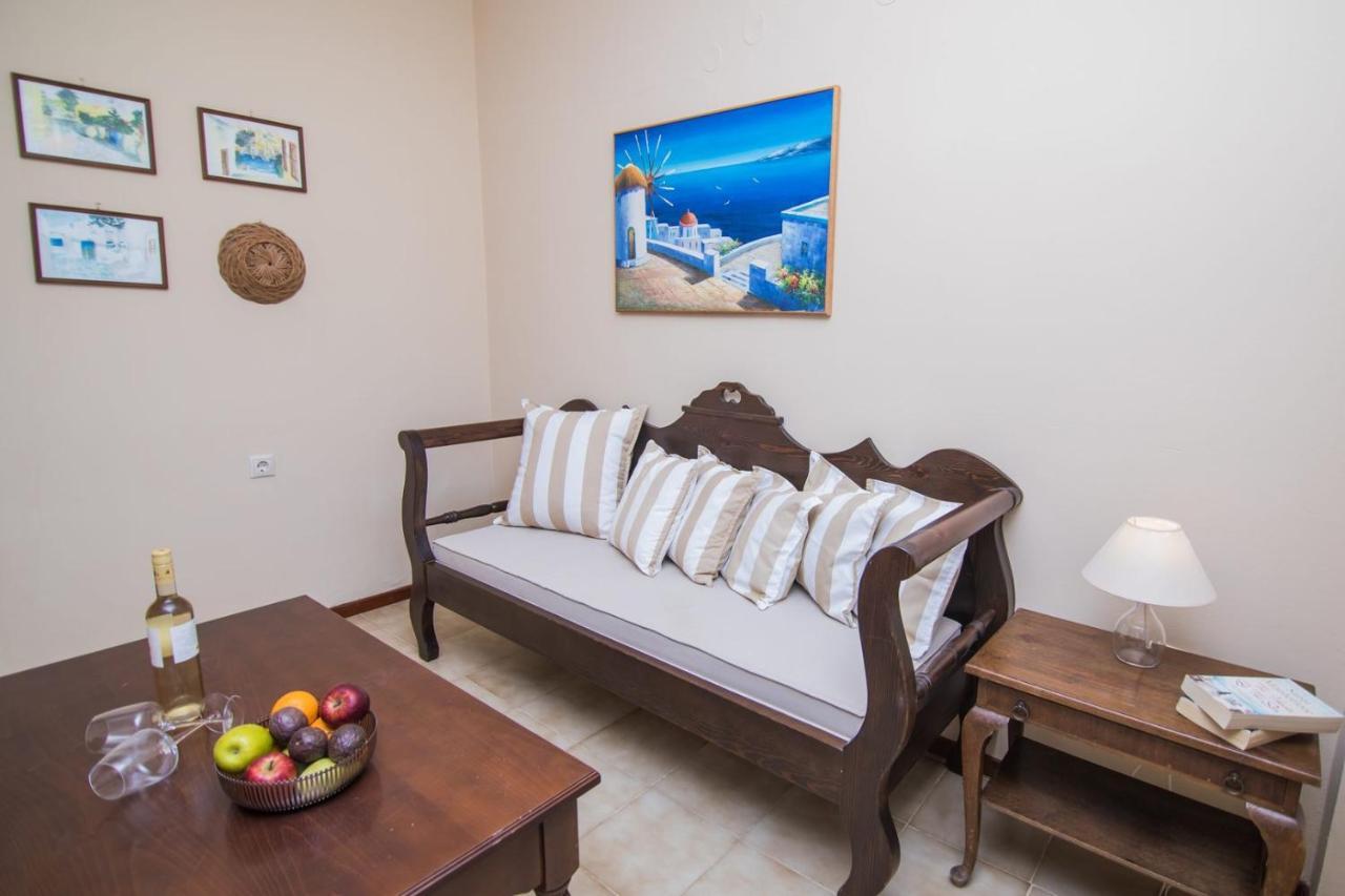 Niriides Hotel Apartments Symi Exterior photo