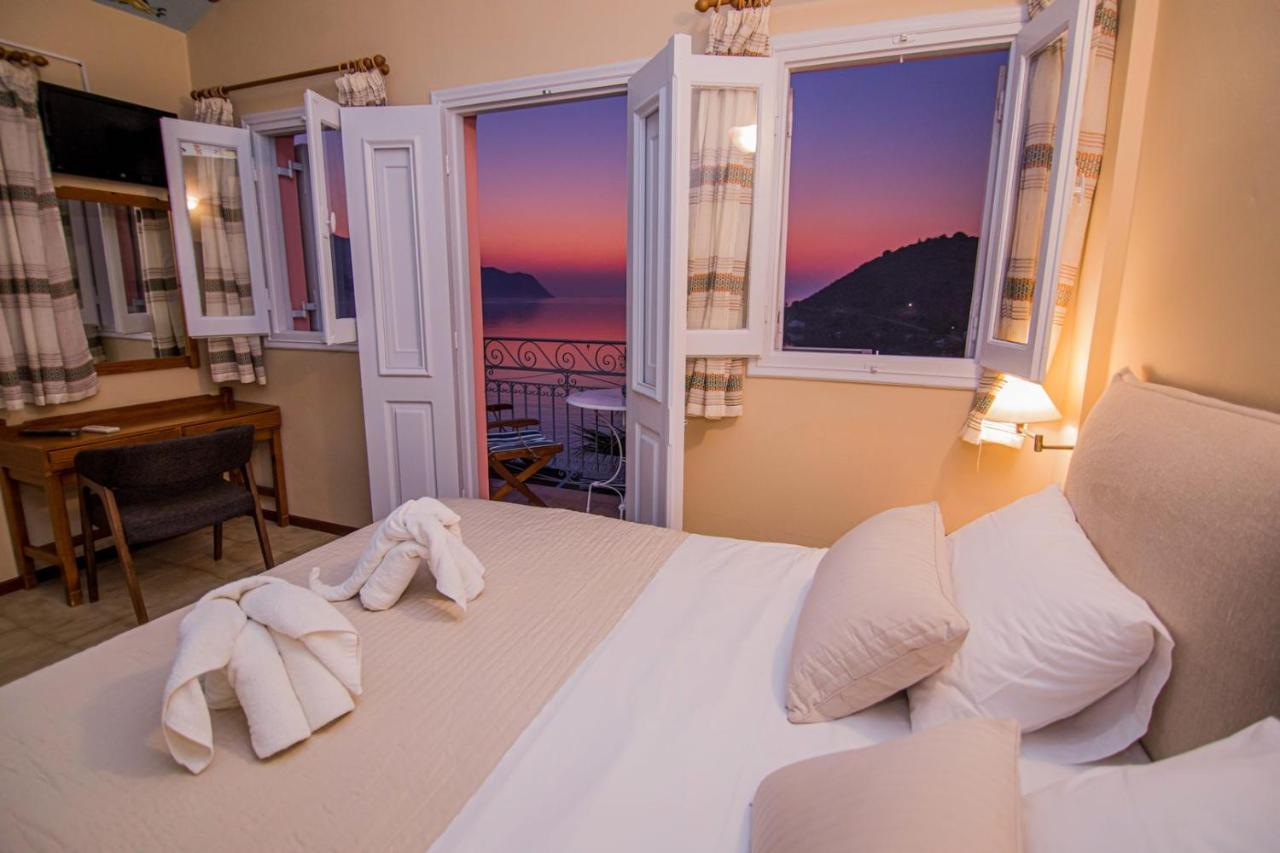 Niriides Hotel Apartments Symi Exterior photo