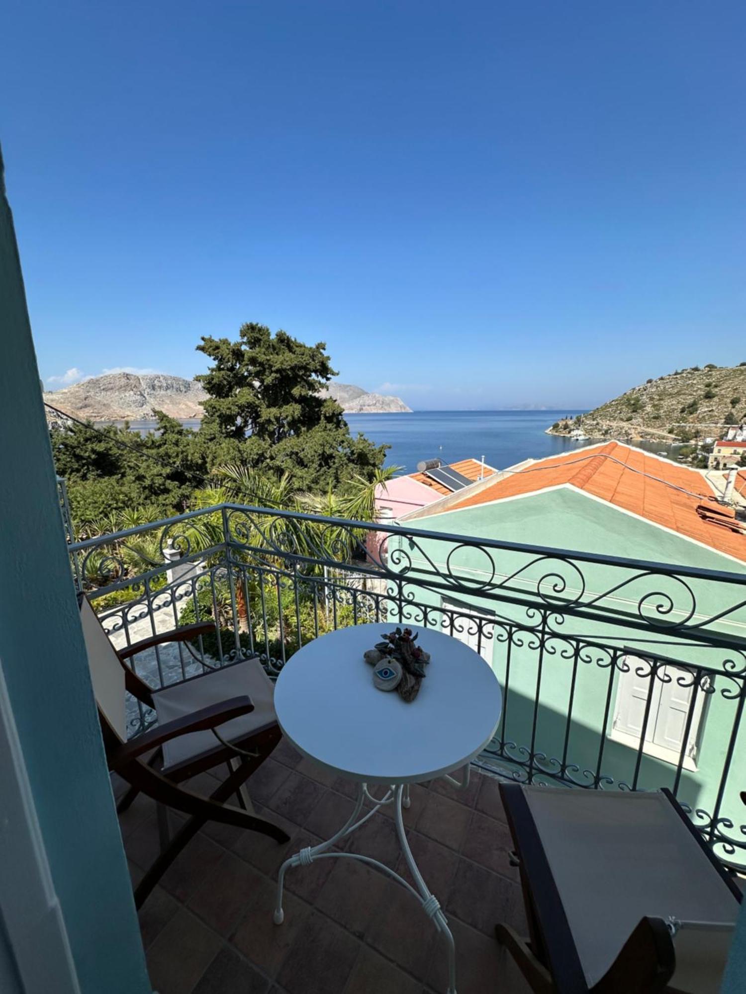Niriides Hotel Apartments Symi Exterior photo