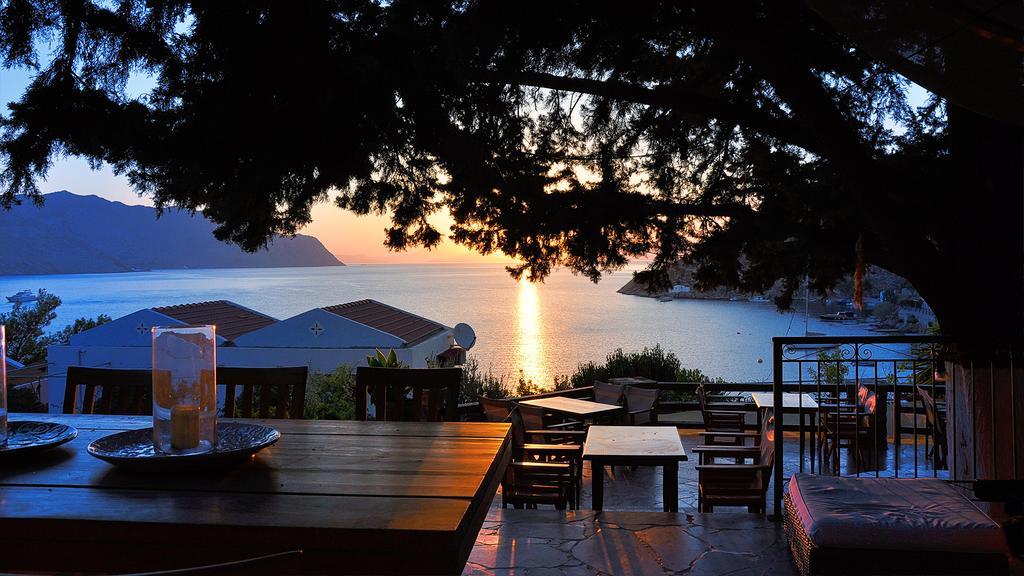 Niriides Hotel Apartments Symi Exterior photo